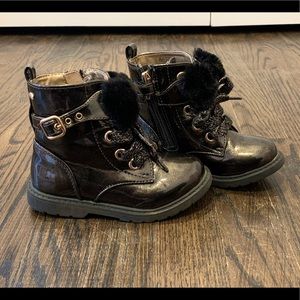 Naturino combat boots black sparkle girls 9 zip